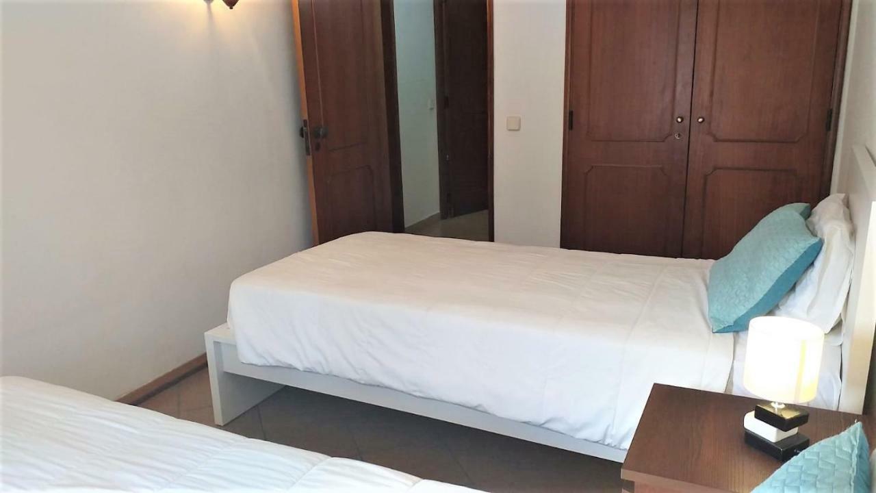 T2 Mira Praia 4- Familiar, 80Mt Praia, Wifi Куартейра Екстериор снимка